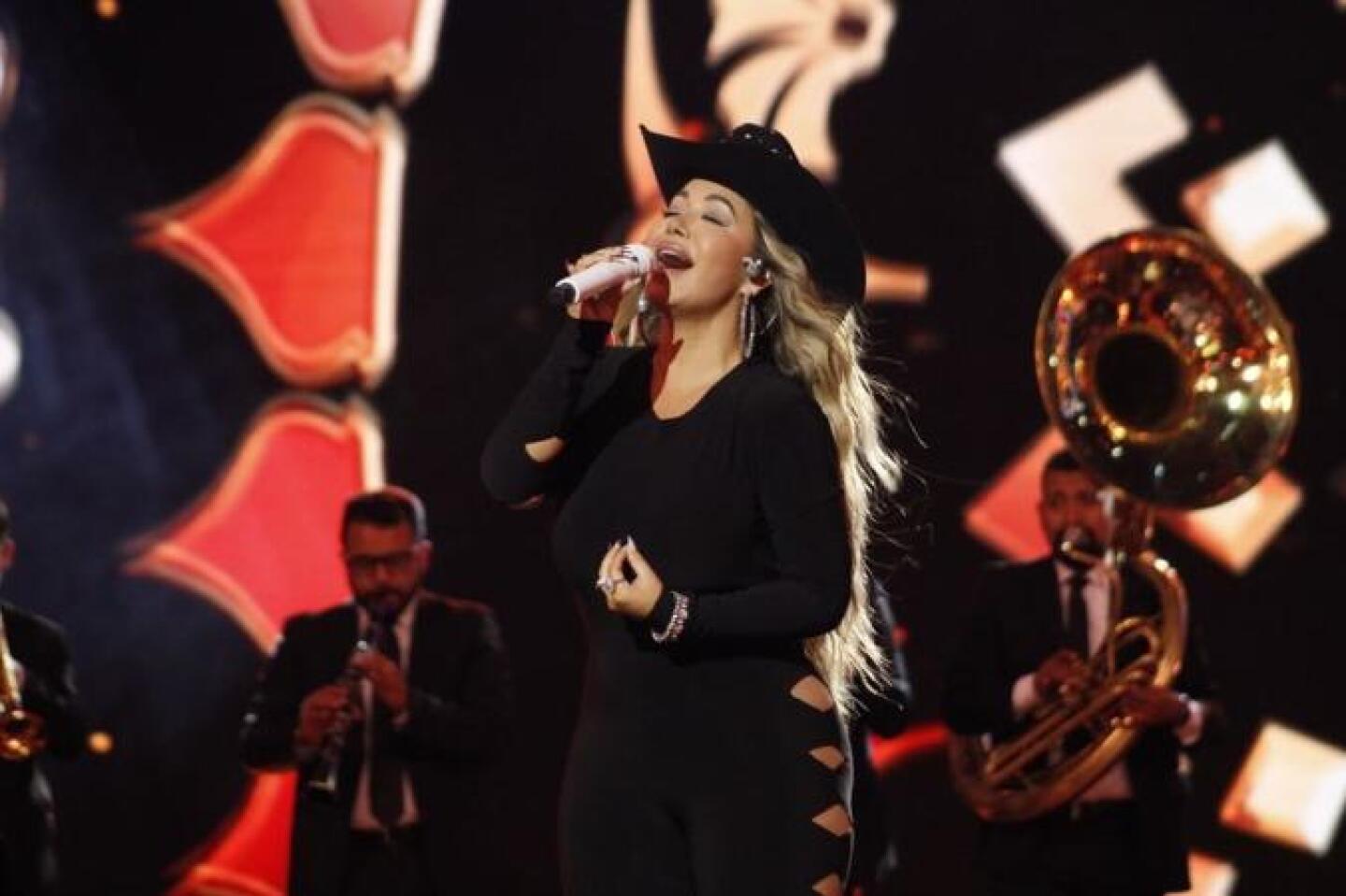 Chiquis Rivera tiene preparada una sorpresa musical para sus fans