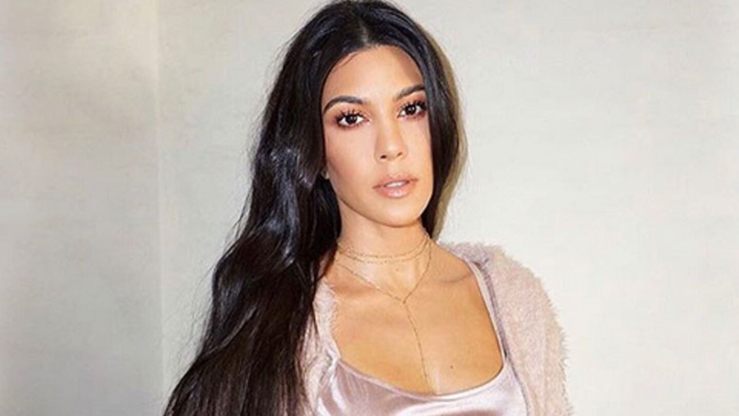 Kourtney Kardashian n.