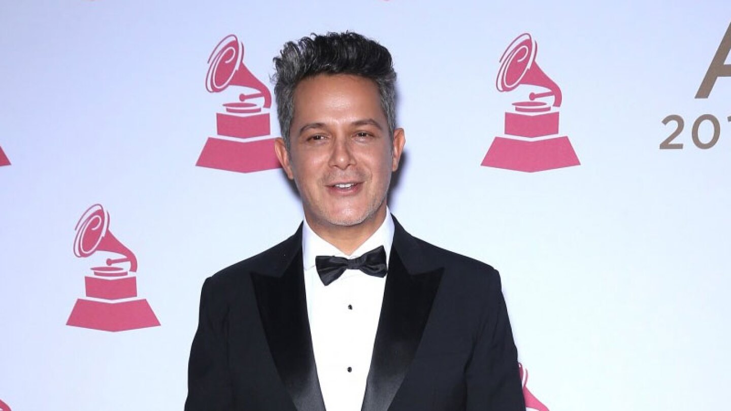 Recordemos que no es la única cantidad que deberá pagar, pues todo parece indicar que su exrepresentante ganó la demanda laboral que enfrenta.