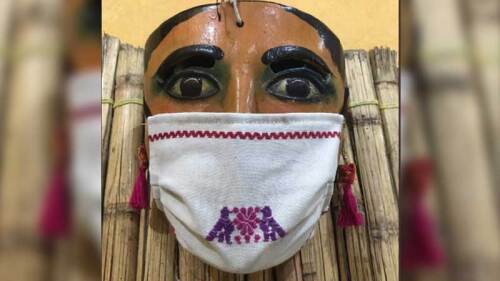 Los artesanos poblanos están incursionado en los cubrebocas