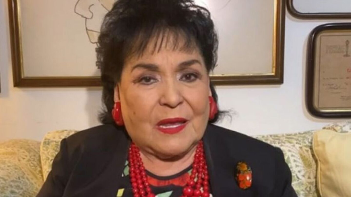 China exige a Carmen Salinas se disculpe