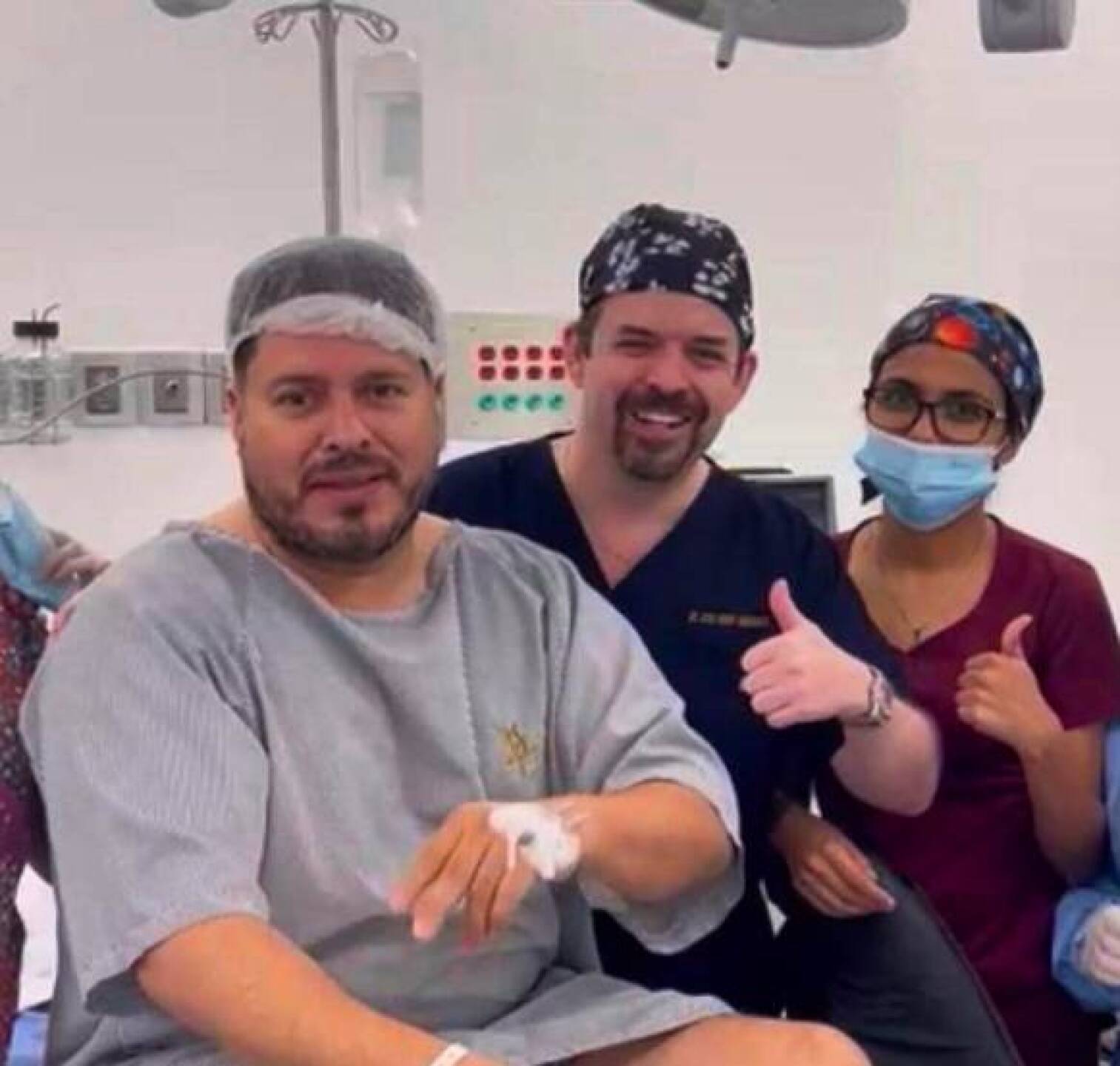 Vocalista MS se somete a cirugía