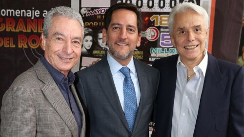 Fueron en representación de la agrupación, César Costa y Enrique Guzmán.