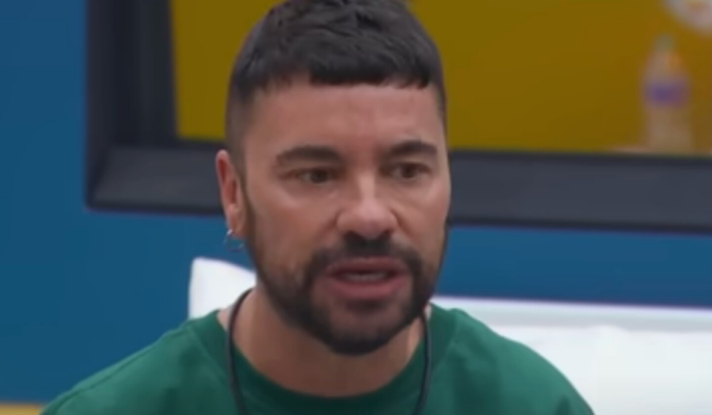 Shiki confiesa cómo salió del clóset con sus papás en La casa de los famosos México 2025'