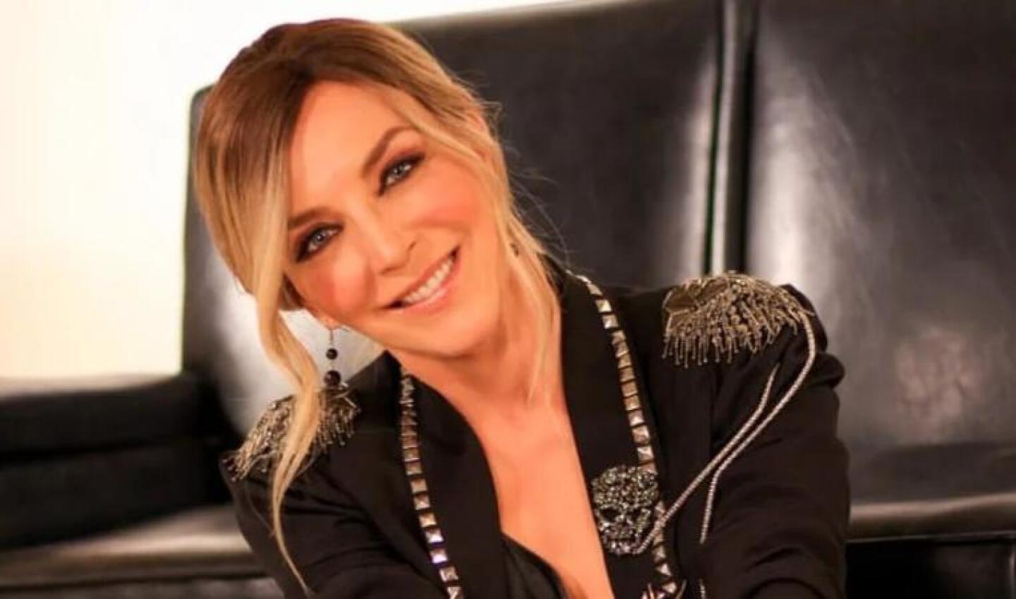 Critican a Laura Flores por sus arrugas y ella se defiende: “A ti también te saldrán”