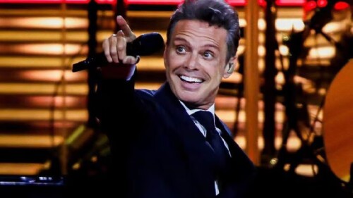 Luis Miguel en concierto gira 2023