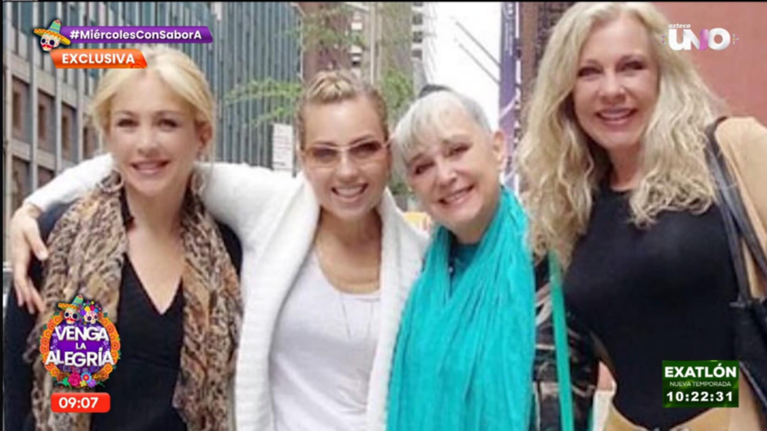 Ernestina Sodi y familia