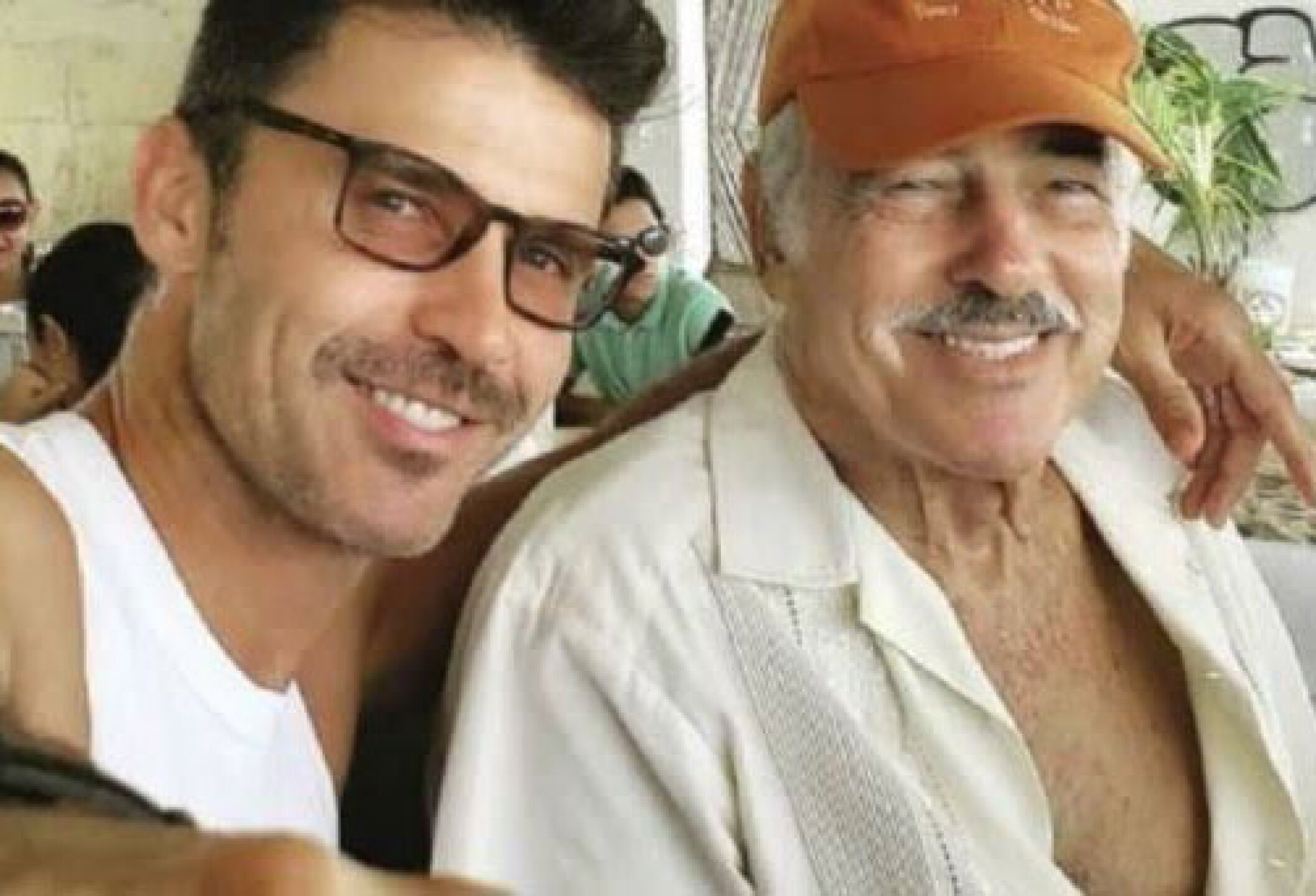 Andrés García llama "retrasado mental" a Leonardo, su hijo