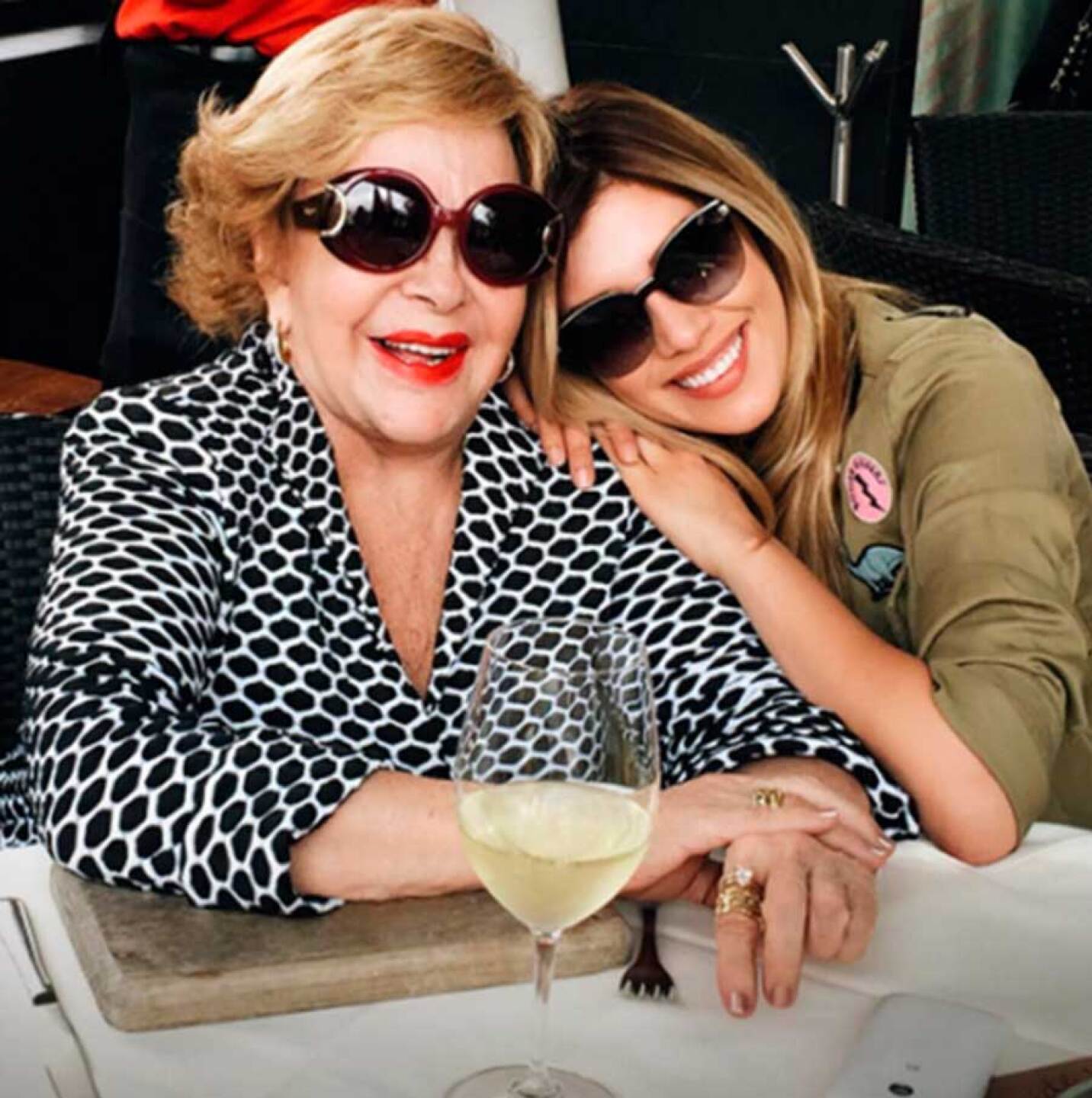 Silvia Pinal quiere que Luis Miguel la vea en el teatro