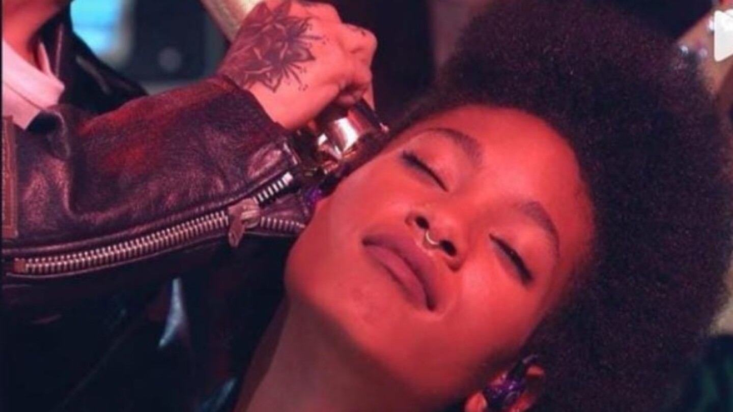 Willow Smith rapa pleno show
