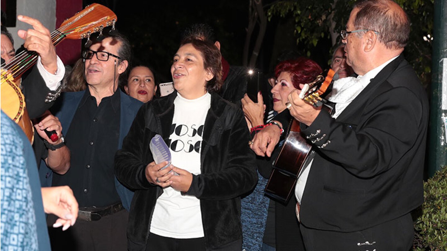 Laura Núñez organizó festejo en la colonia donde nació El Príncipe.