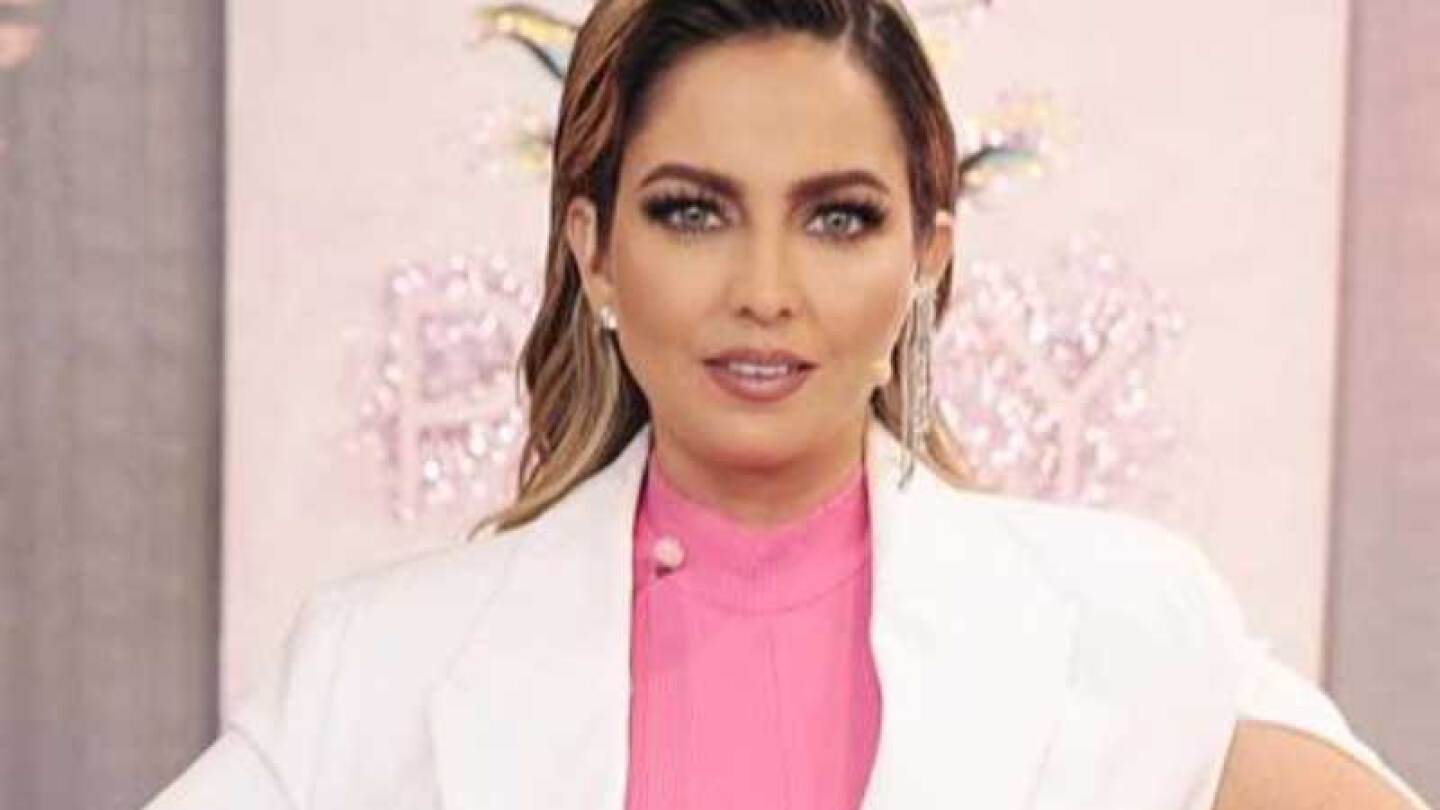 Karla Díaz dice que Roberto Palazuelos es apretado