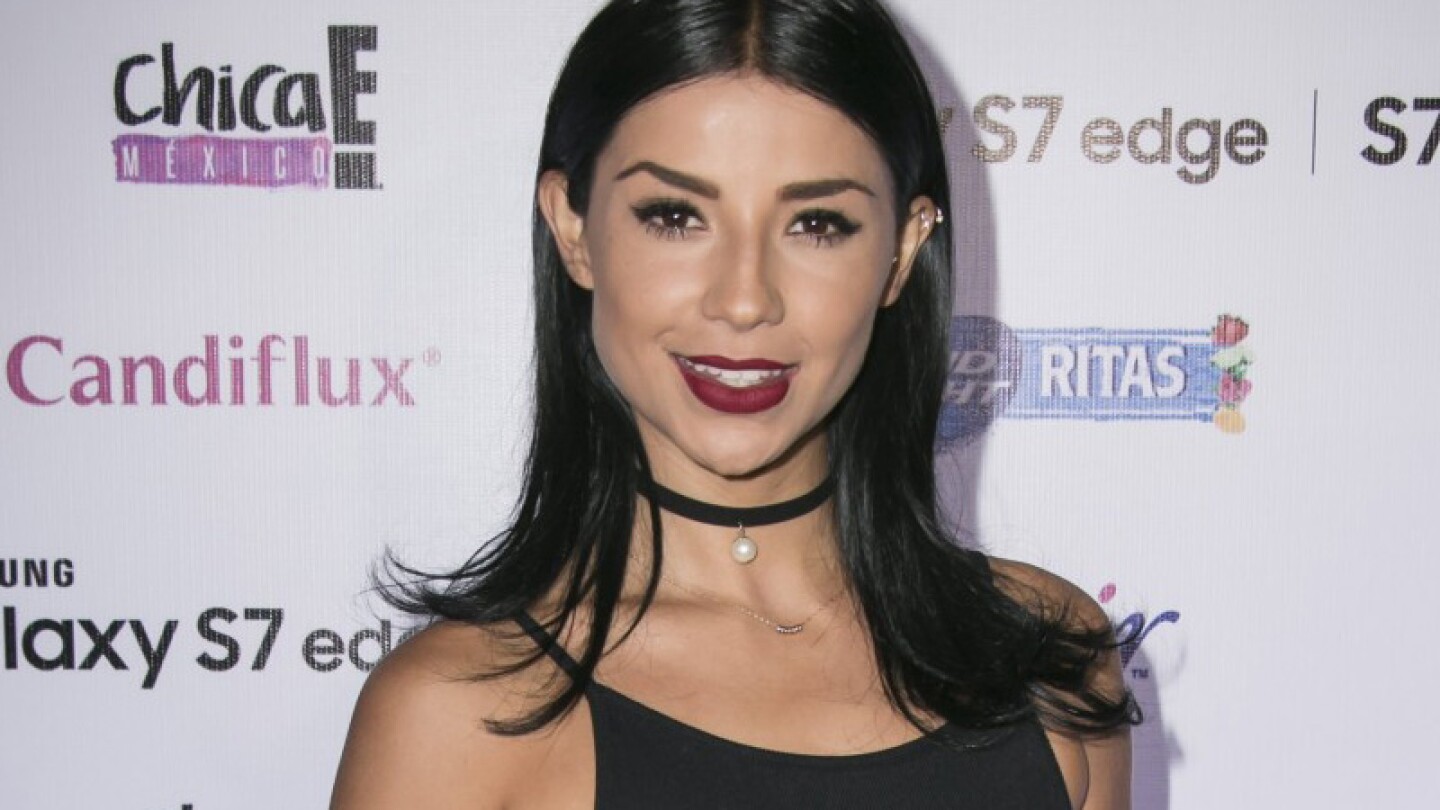 Con tremenda retaguardia, así recibe este nuevo año María Fernanda Quiroz