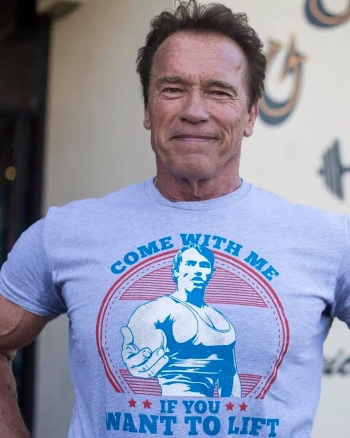 Arnold Alois Schwarzenegger es un actor, empresario, político y exfisicoculturista profesional austroestadounidense.