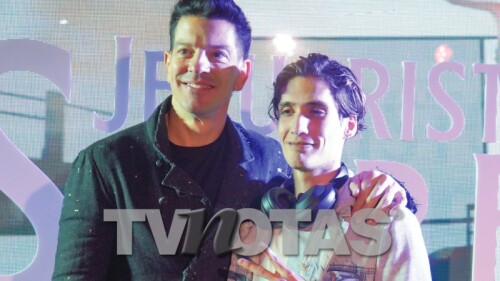 Yahir y su hijo Tristán