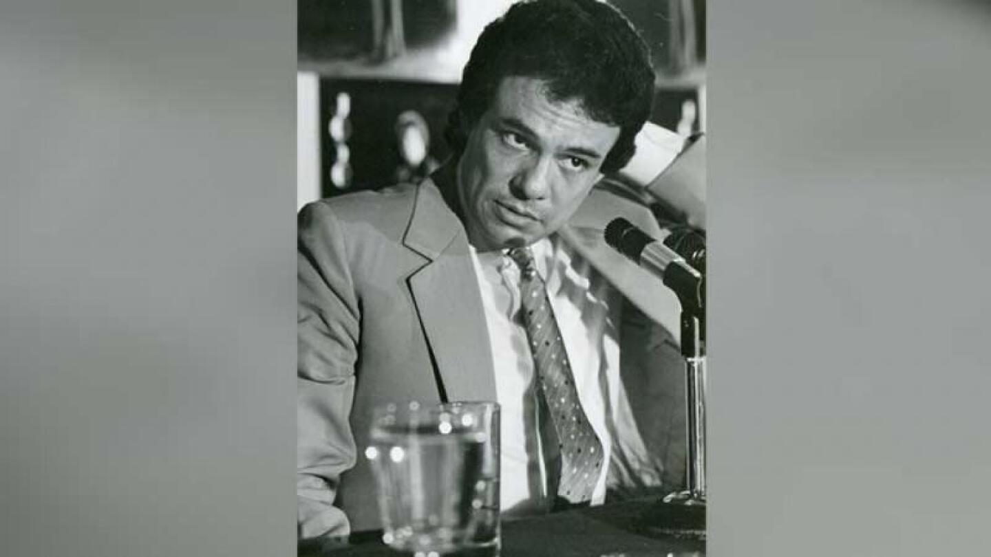 Acusan a la hijastra de José José de haberlo estafado por casi medio millón de pesos