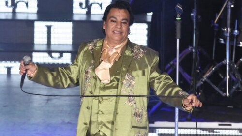 Audio revela que Juan Gabriel envidiaba que Luis Miguel viviera en México