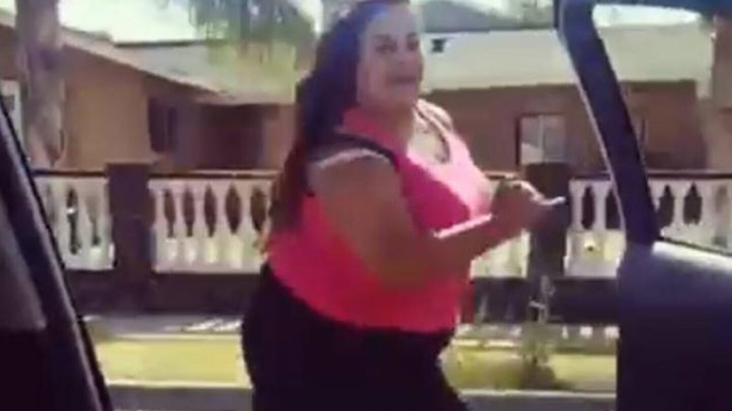 Ni se te ocurra realizarlo o pagarás las consecuencias.