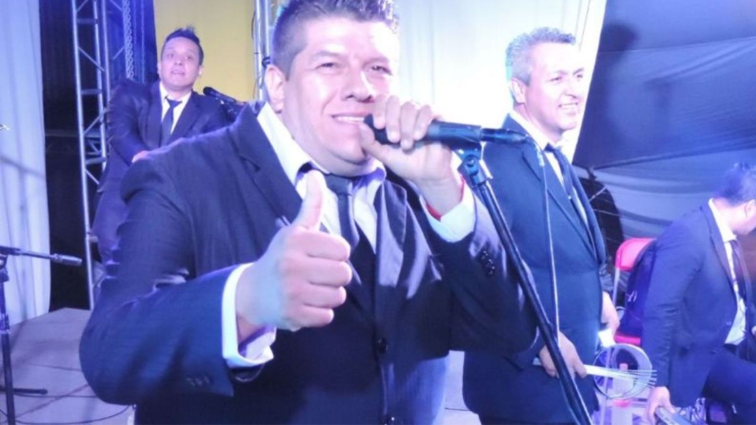 Muere cantante mexicano y referente de la cumbia sonidera ¡Del barrio de Neza para el mundo!