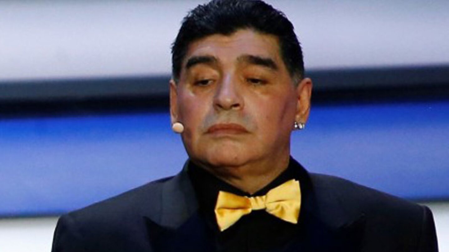 Gianinna Maradona afirmó que su padre, Diego, estaba mal de salud, pero el exfutbolista le contestó en Instagram y la puso en su lugar.