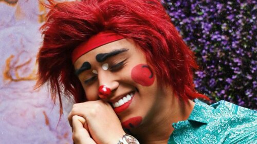 El hermano de Gomita mostró la identidad de su pareja.