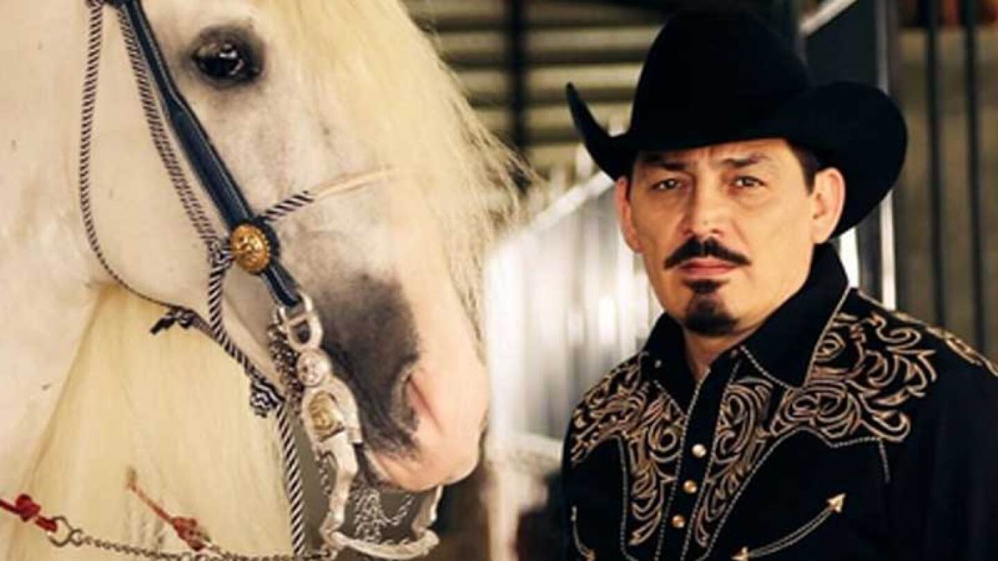 José Manuel Figueroa reaparece en redes sociales tras ser hospitalizado de emergencia