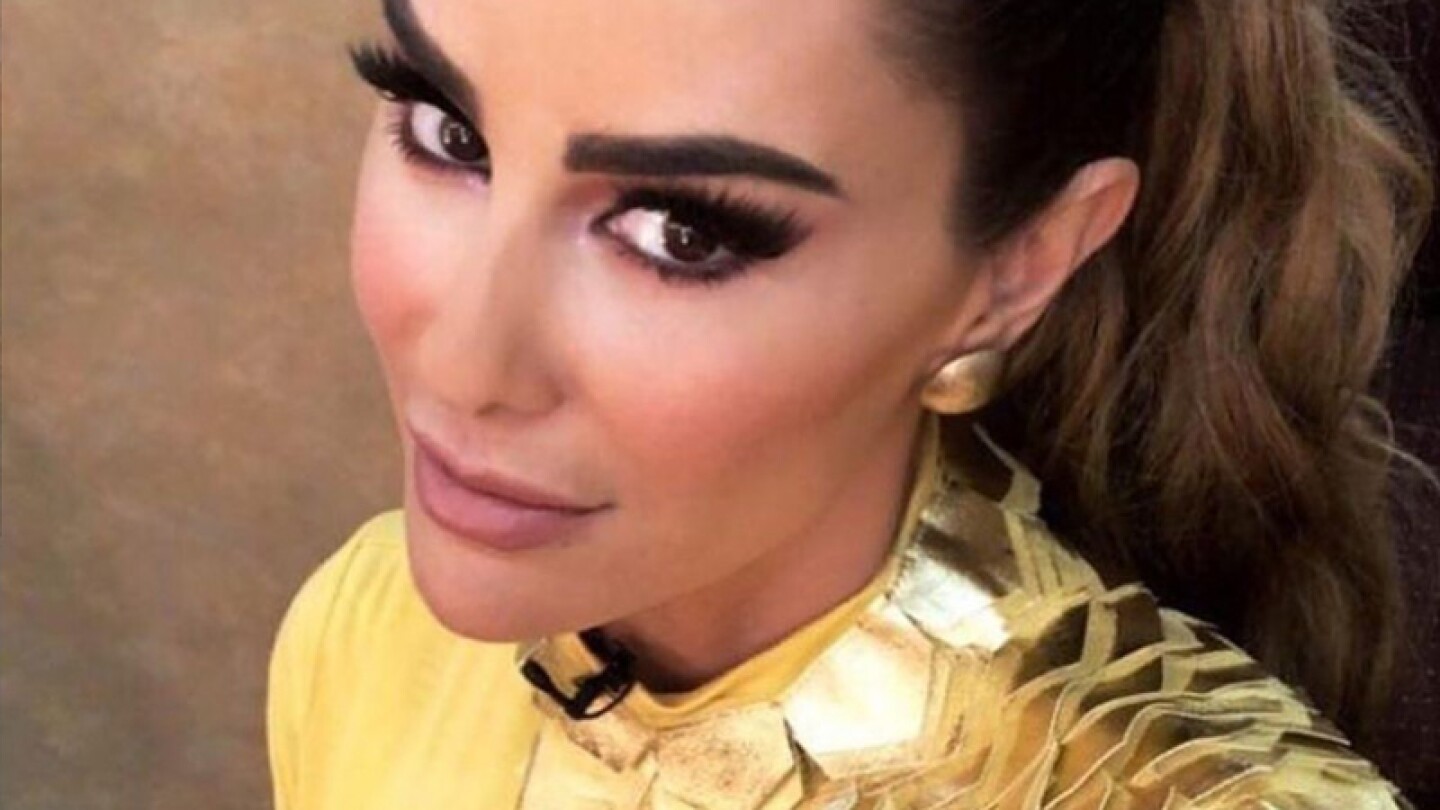 Ninel Conde aprovecha el cumpleaños de su mamá y comparte foto con su hija