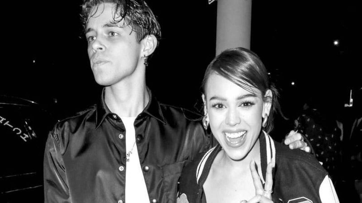 Hoyer da detalles de su noviazgo con Danna Paola