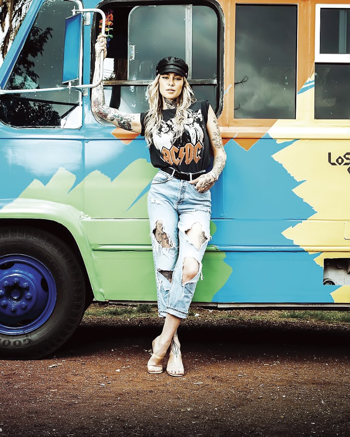 Pamela Voguel, novia de Jay de la Cueva, es maquillista y locutora.