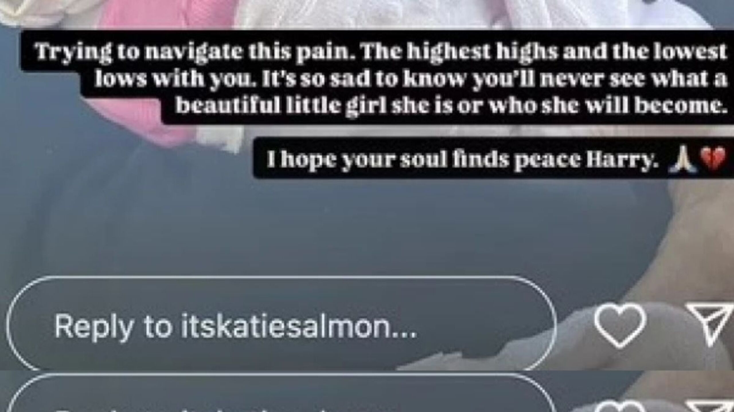Muere expareja de Katie Salmon, estrella de “Love Island”, dejando una hija pequeña en vida