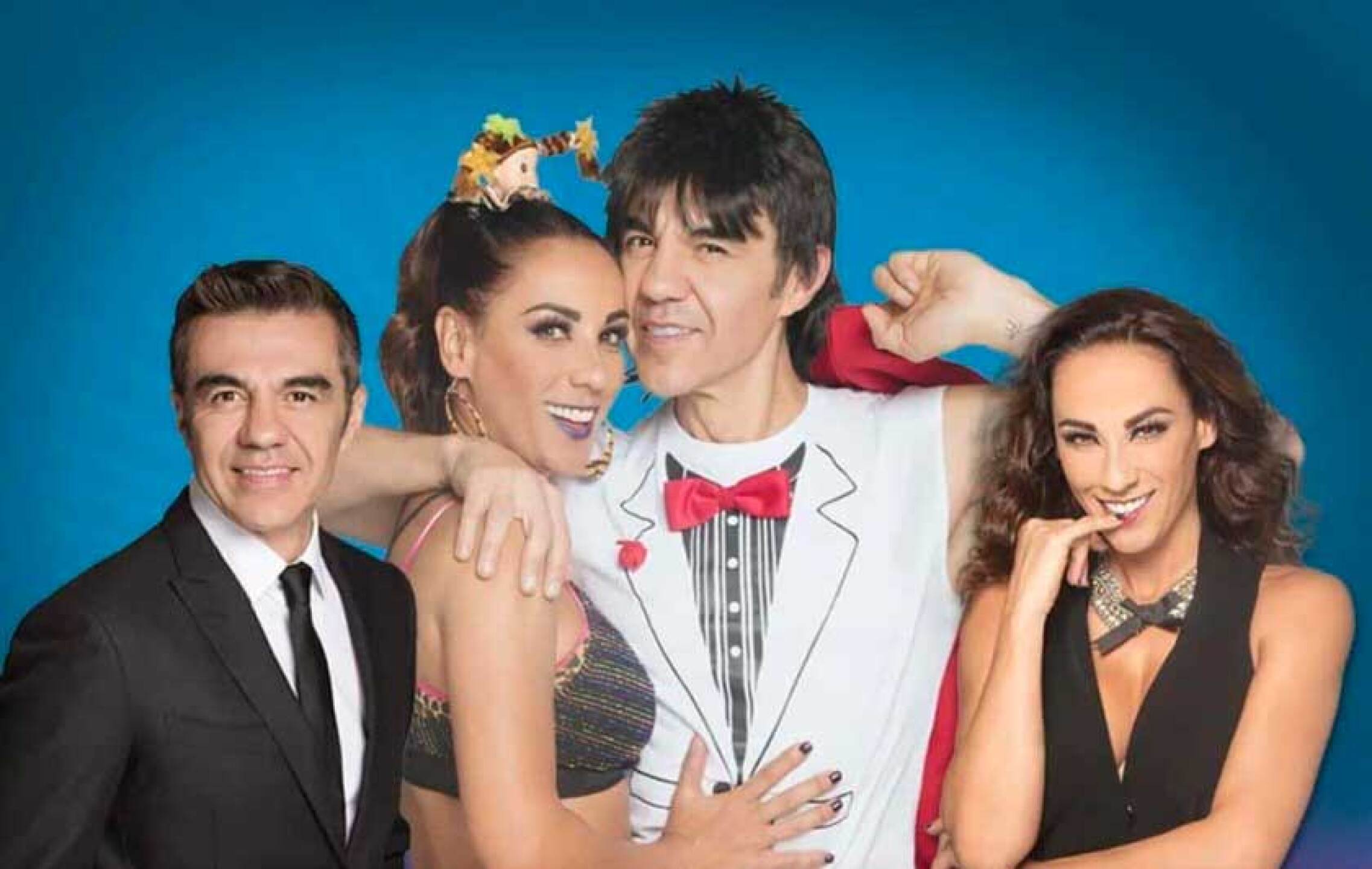 Sueldos de Consuelo Duval y Adrián Uribe dividen comentarios