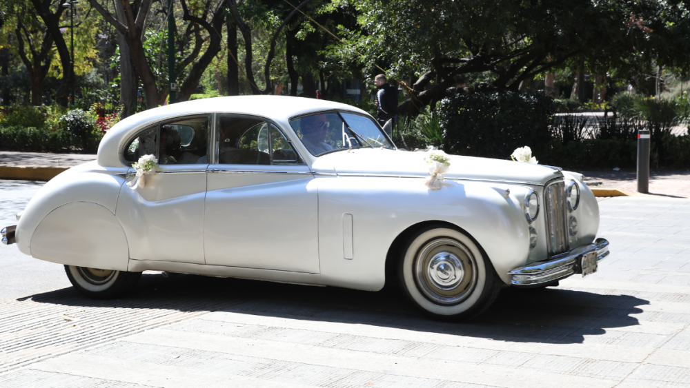 Aleida Núñez boda por la iglesia