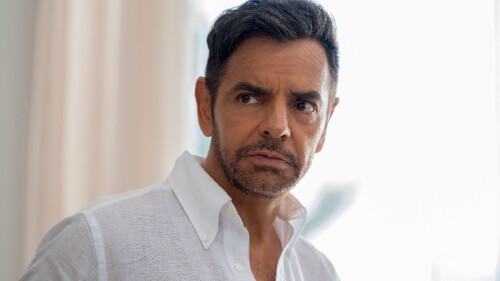 Eugenio Derbez fue detenido en Nueva York tras aceptar extraño regalo de su fa