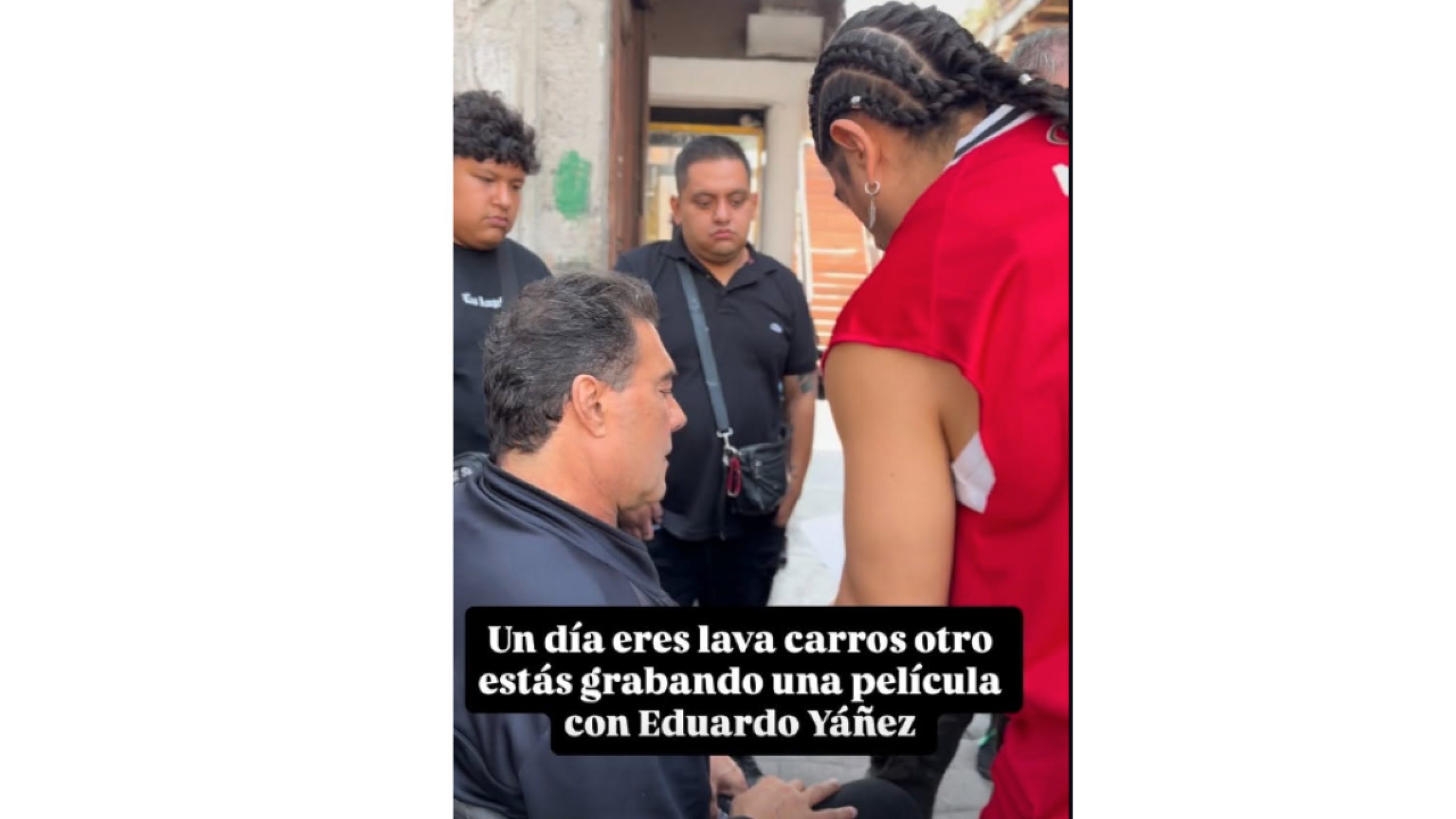 ¿En qué película trabajan Eduardo Yáñez y Rey Grupero juntos?