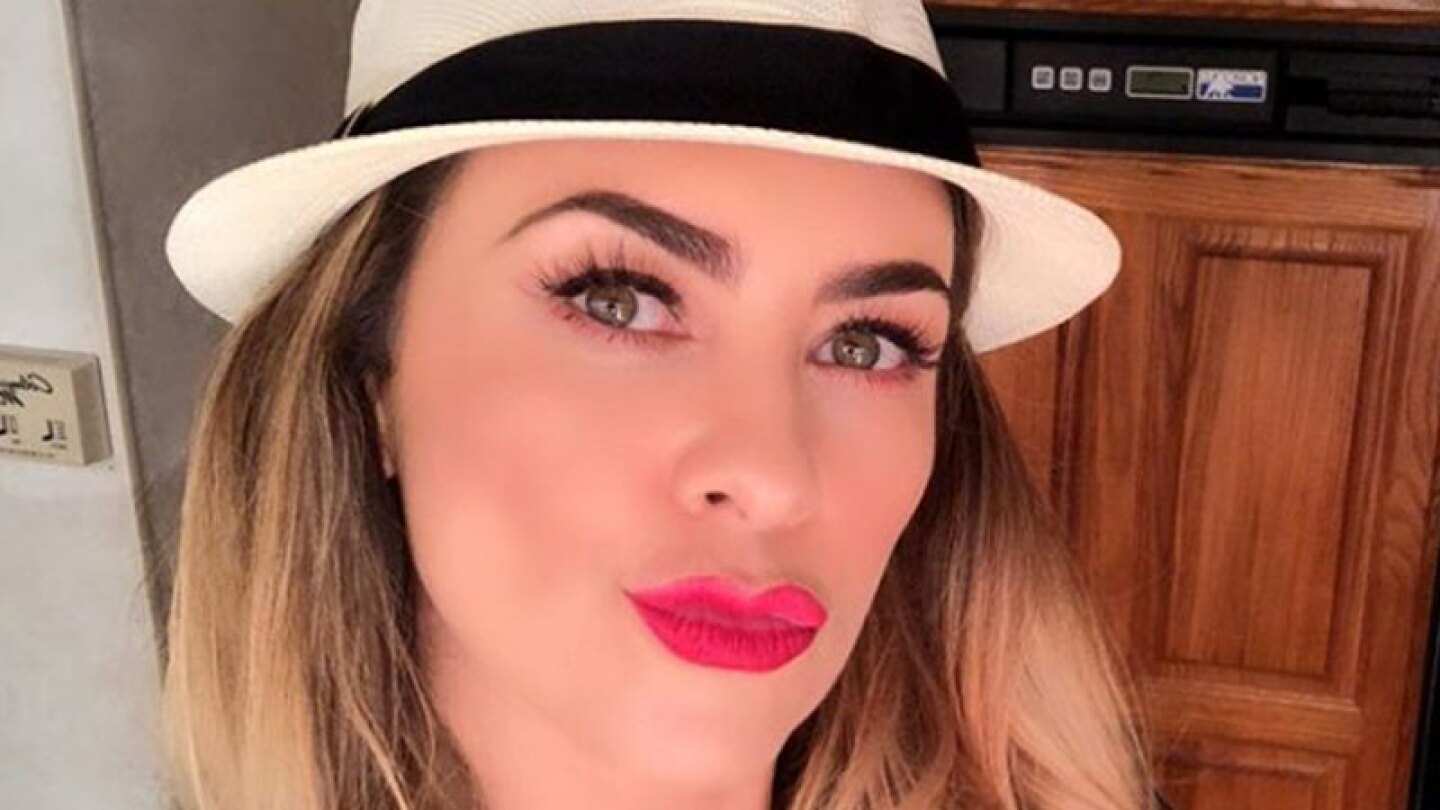 Aracely Arámbula hizo tremendo berrinche por no recibir trato preferencial en cine