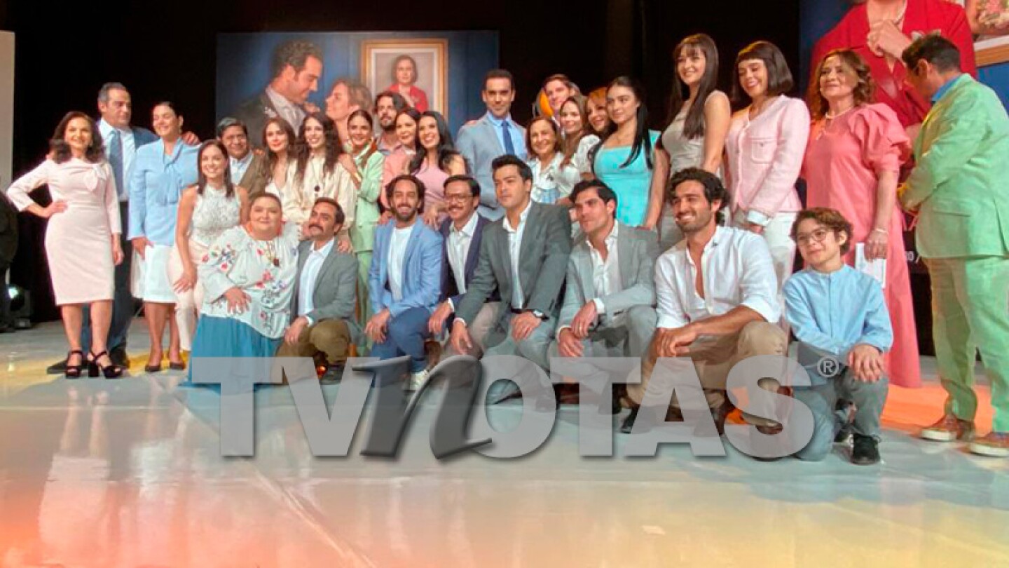 Presentan nueva telenovela Eternamente Amándonos