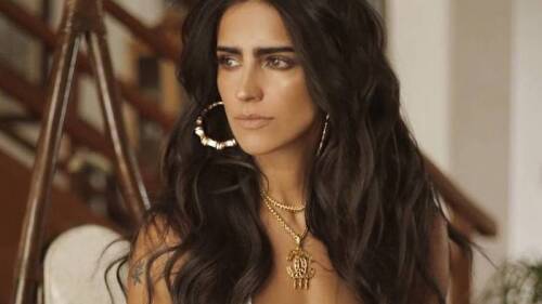 Bárbara de Regil se defiende