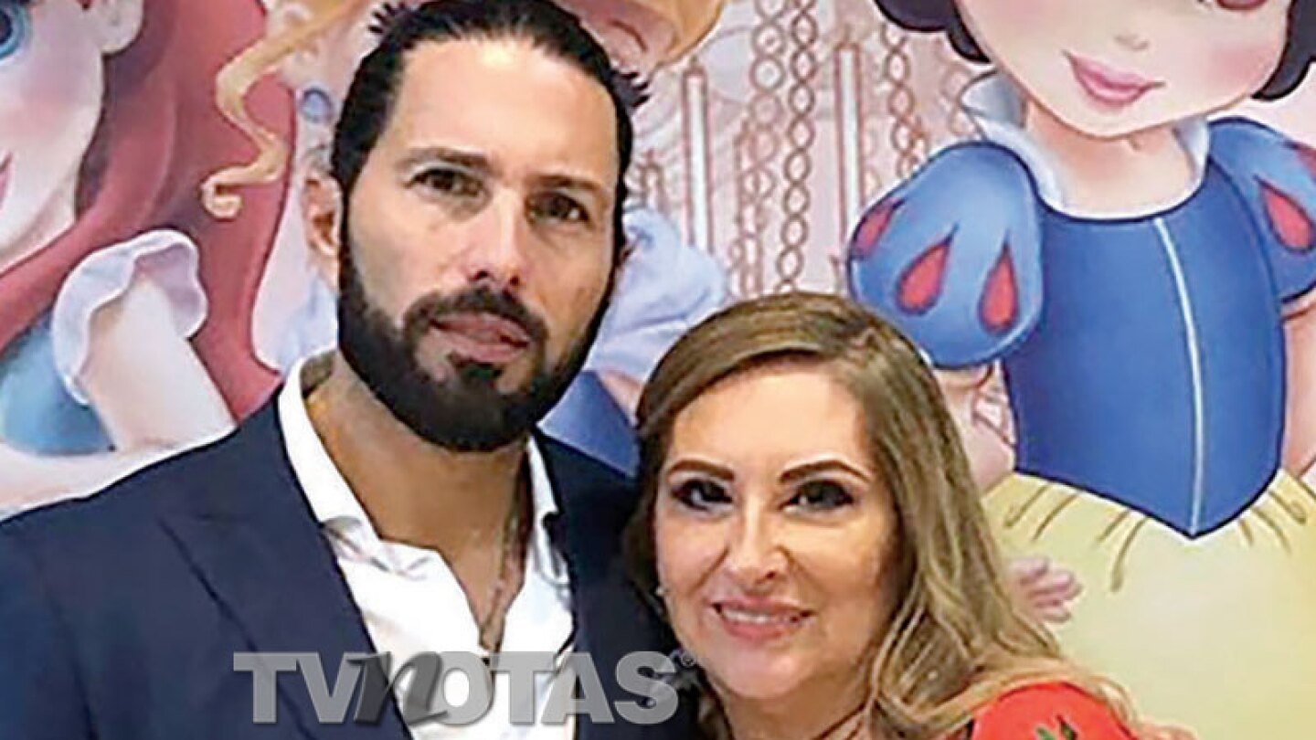 Poncho de Nigris se defiende: Mi mamá tiene problemas psicológicos
