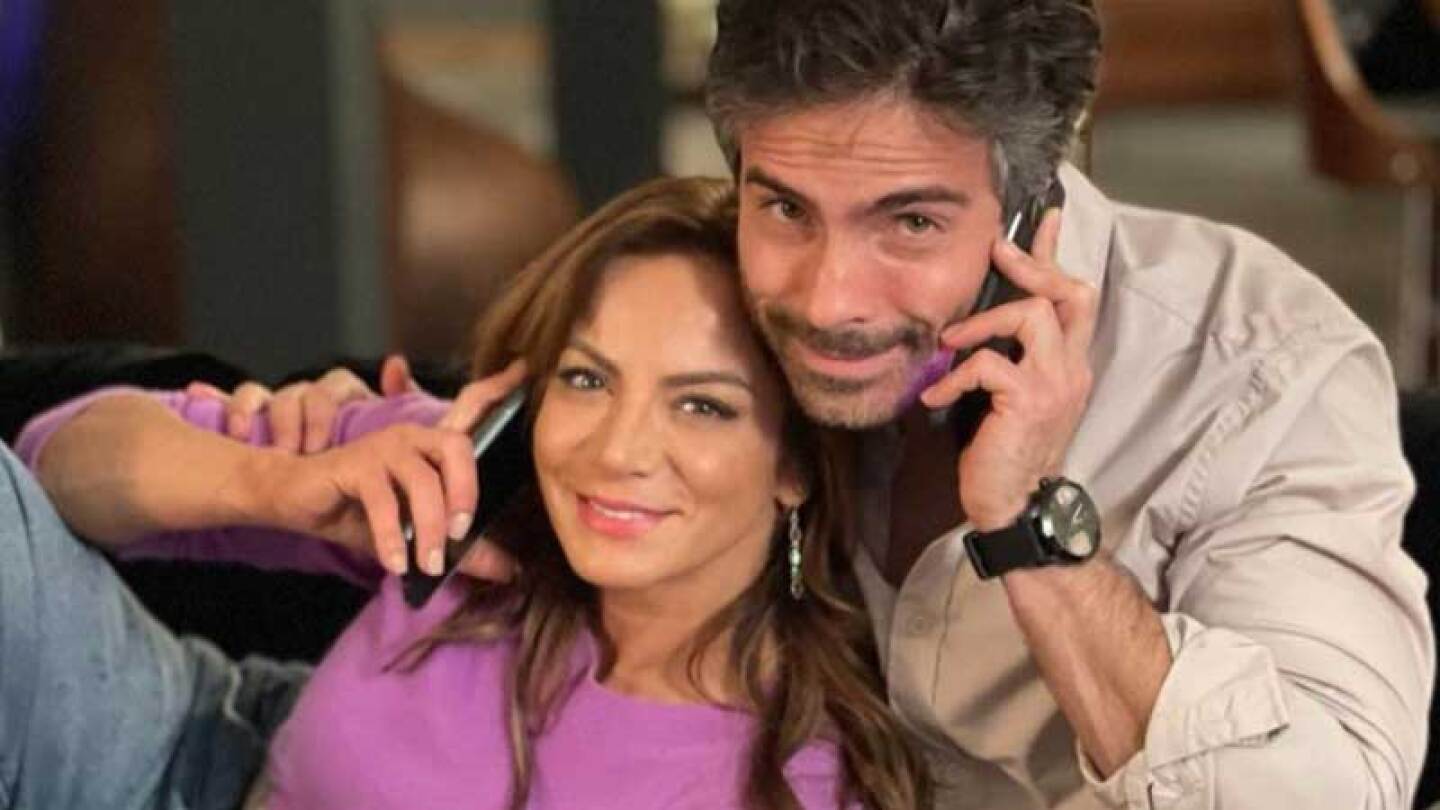 silvia navarro llora despedida la suerte de loli telemundo telenovela