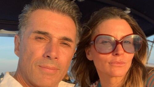 Issabela Camil recuerda el "naquísimo" desplante de Sergio Mayer cuando lo conoció