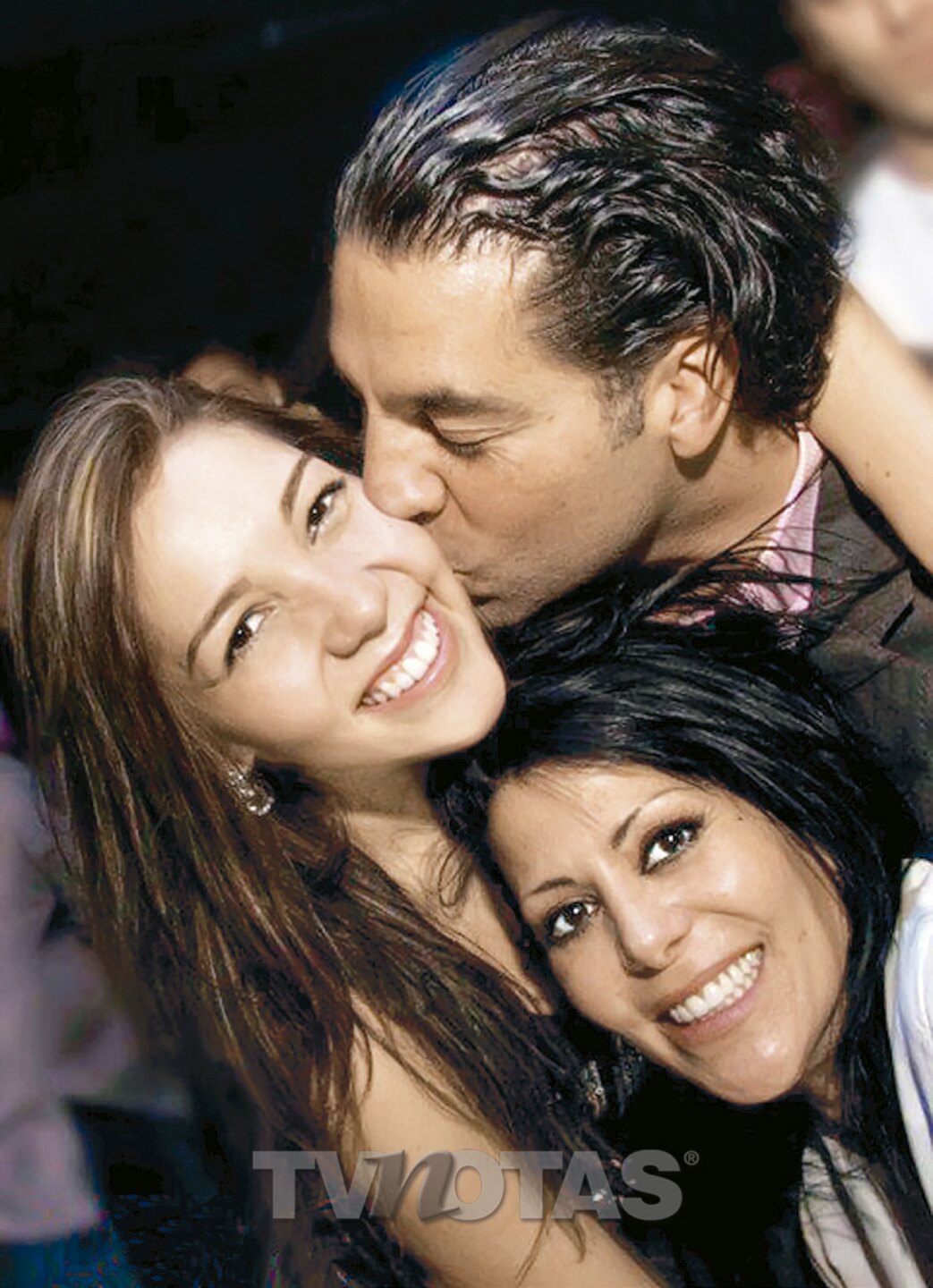 Alejandra Guzmán y Frida Sofía papá