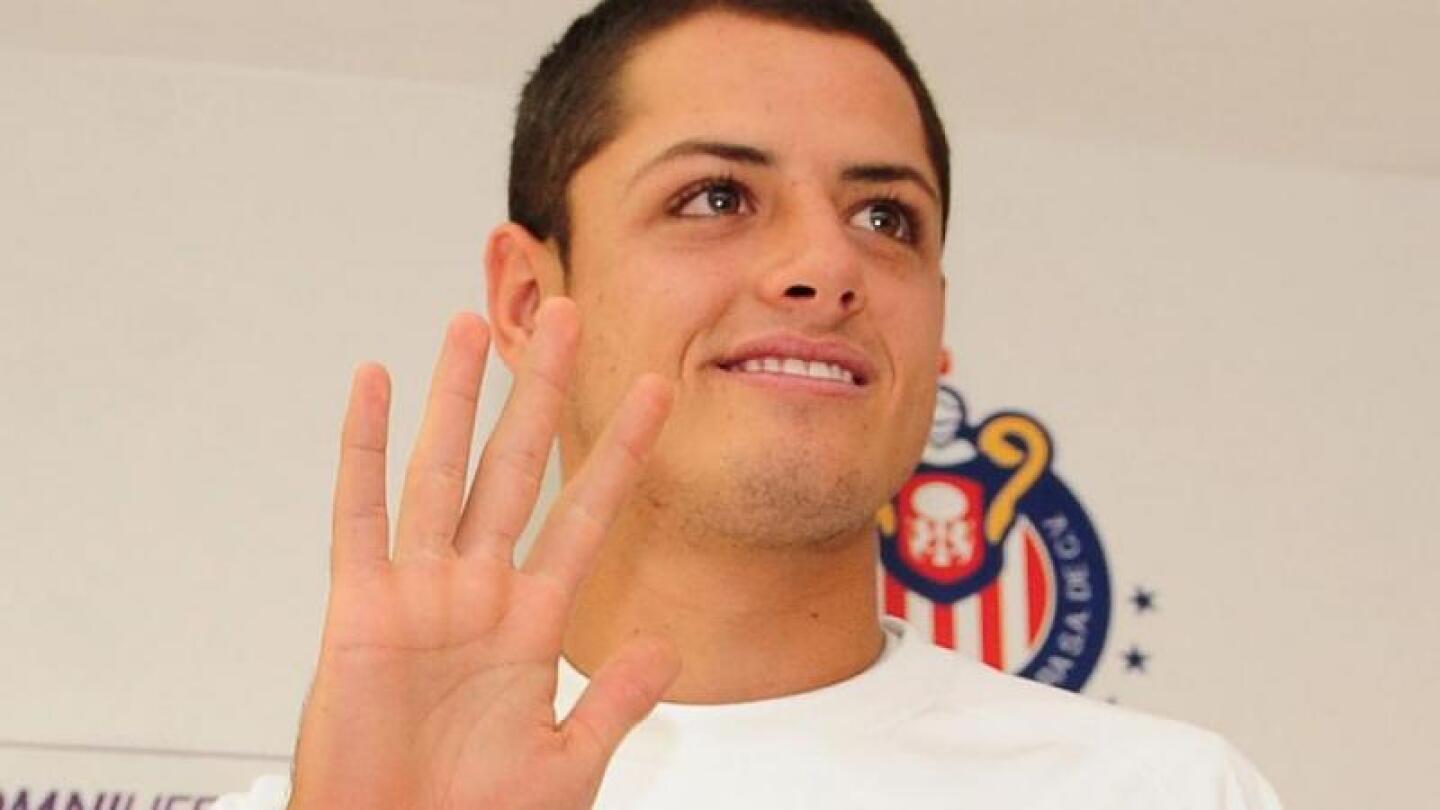 El Chicharito cortó a Andrea y rápido comenzó una relación con su actual esposa.