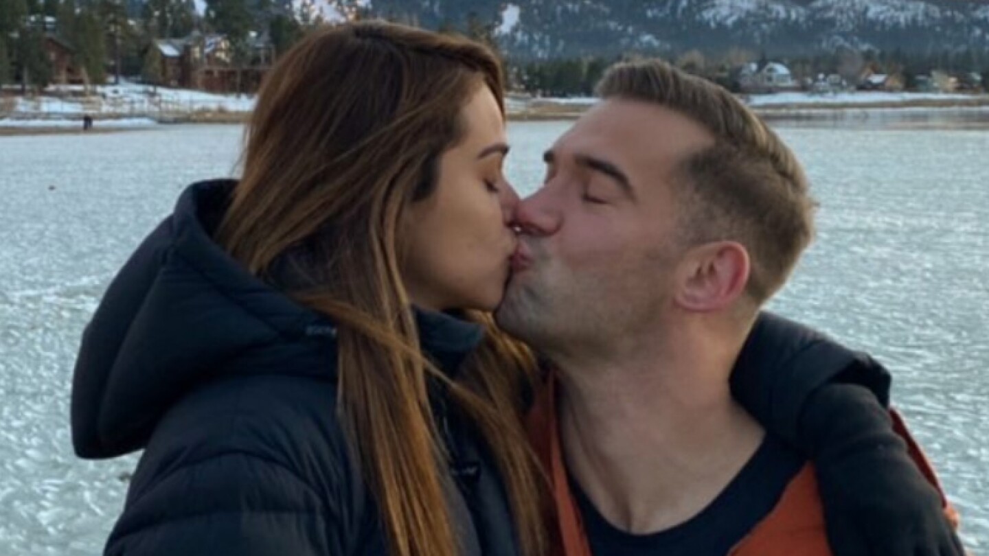 Yanet García cuenta que conoció a su novio a través de una aplicación