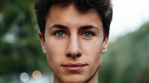 Juanpa Zurita se pone en forma