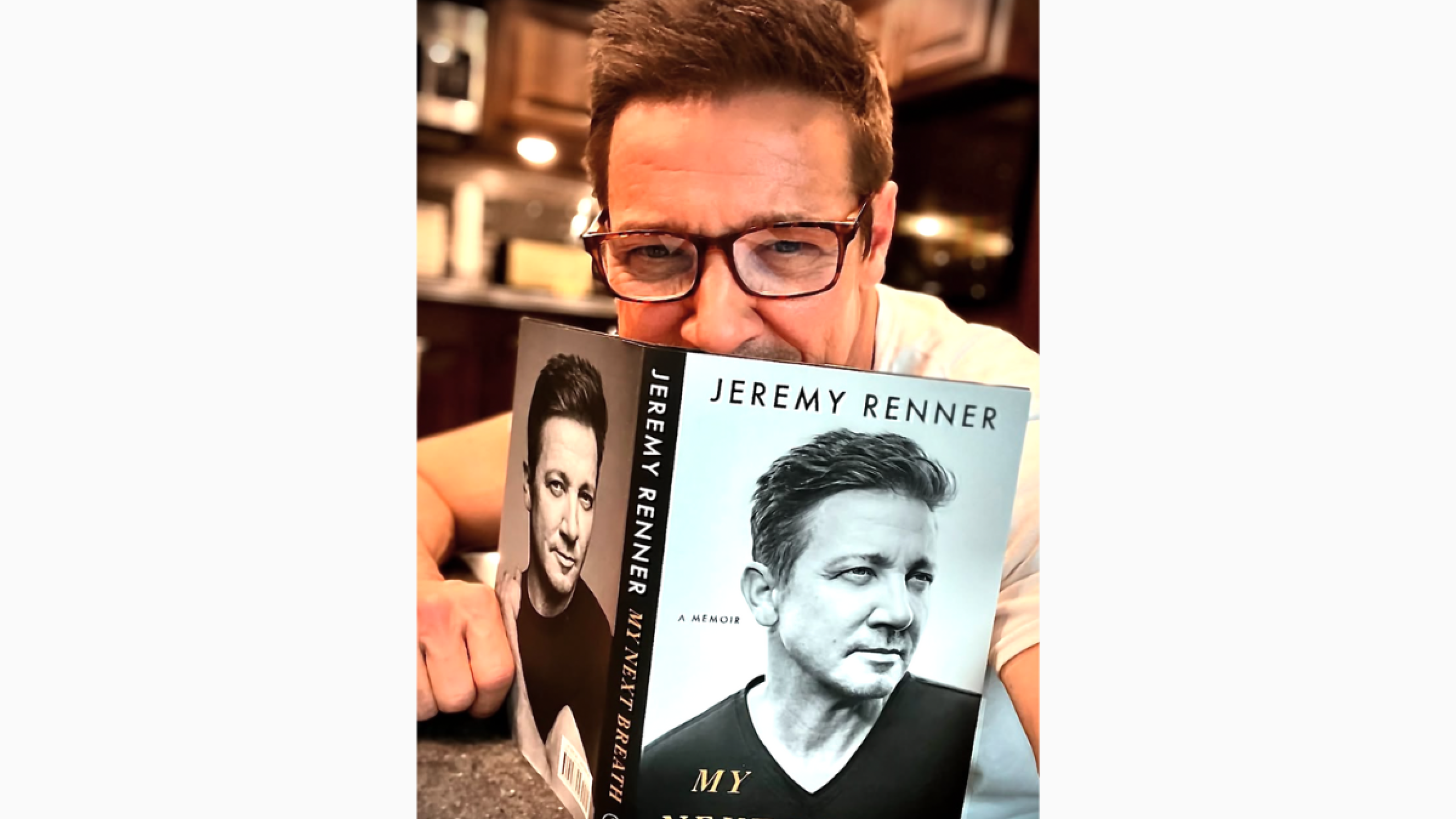 Jeremy Renner habla de su experiencia en su nuevo libro 'My next breath'.png