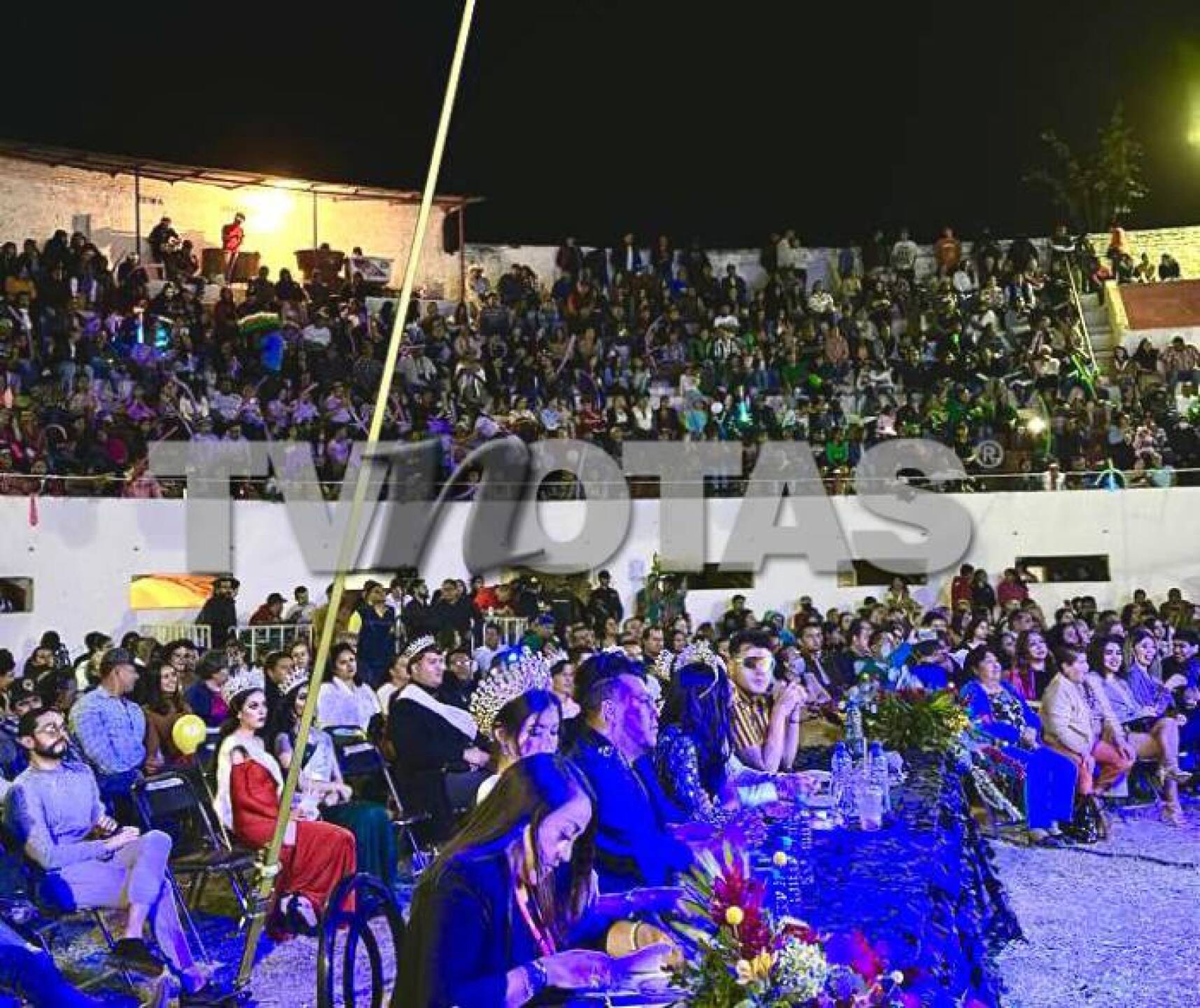 En el 2022 participa en la serie biográfica El último rey, personificando a Vicente Fernández.