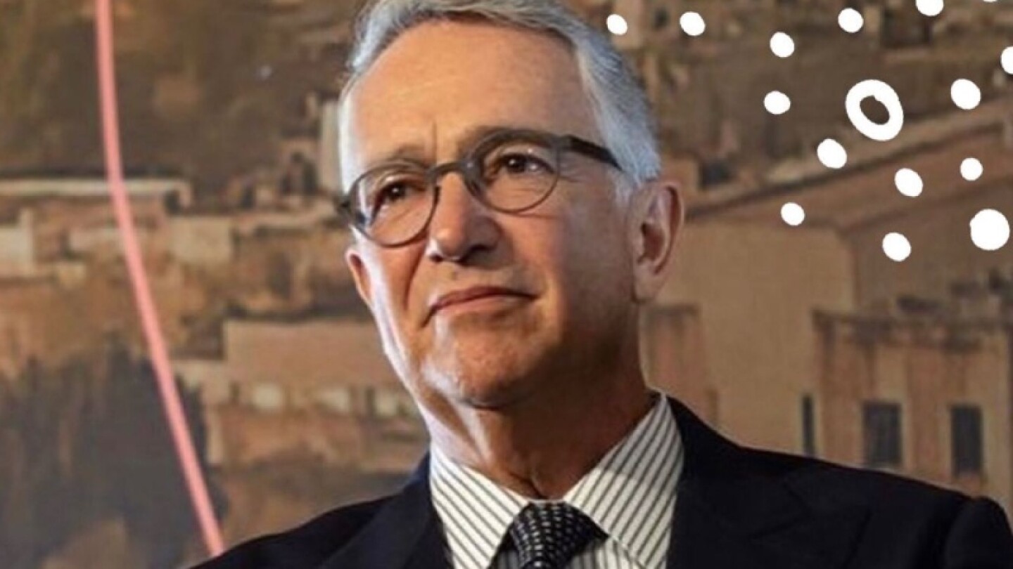 Ricardo Salinas Pliego insulta a internauta por criticar su dinámica