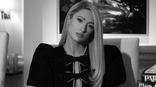 Paris Hilton devastada por la muerte de su querido chihuahua