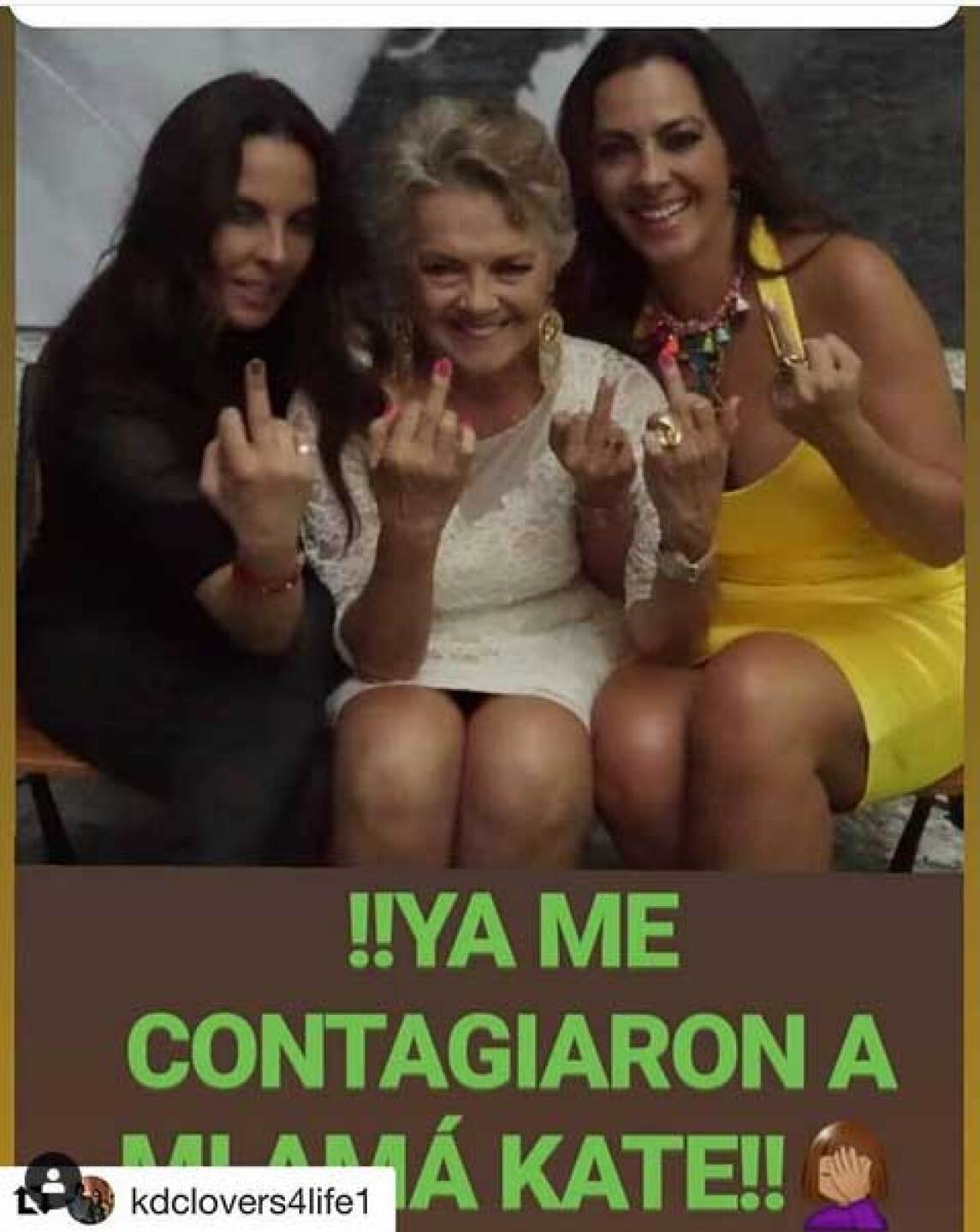 Kate del Castillo recibió a su familia en Los Ángeles, California.