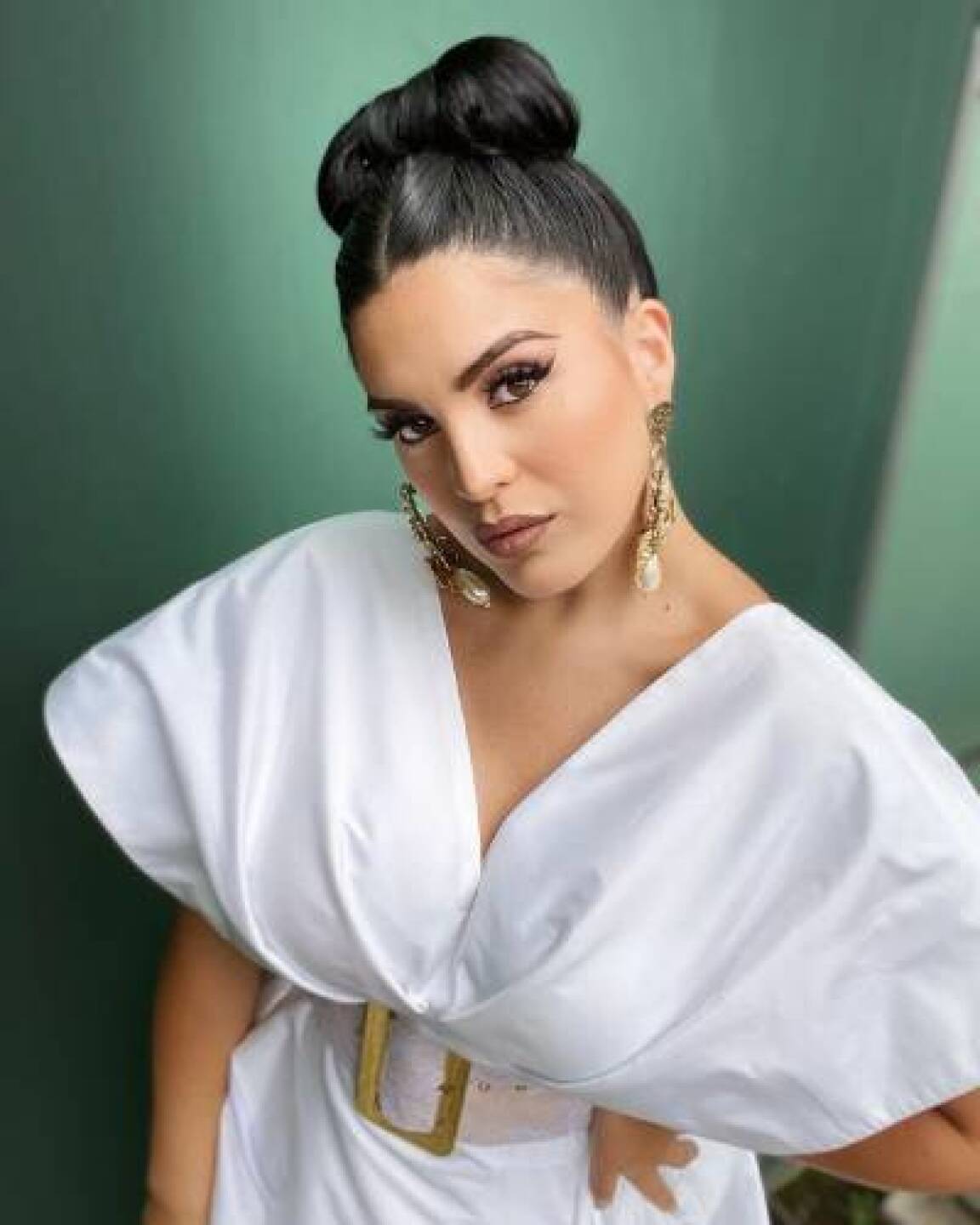 Curvy Zelma regresa a la soltería